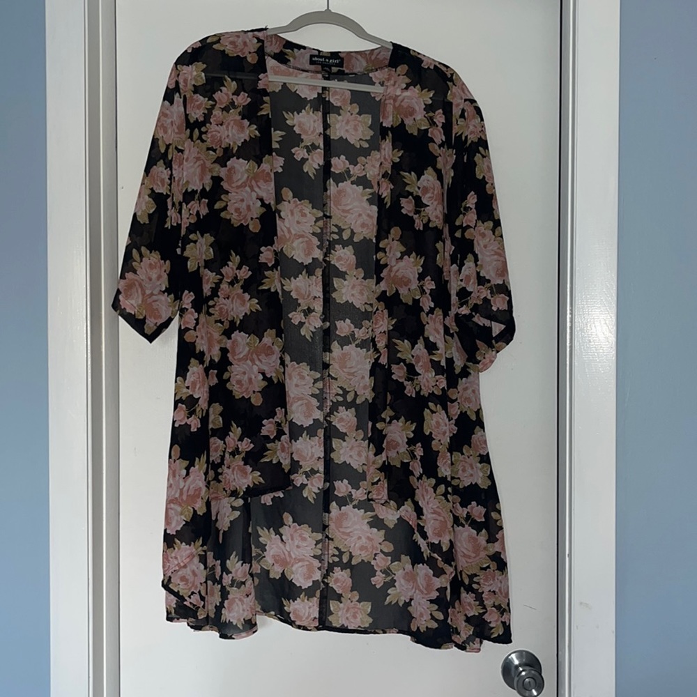 Beautiful short sleeve kimono